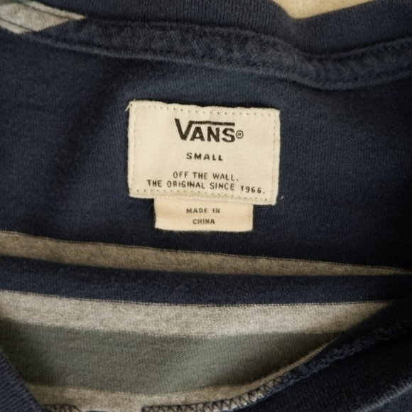 BUNDLE OF 3 TSHIRTS!! - Picture 4 of 10